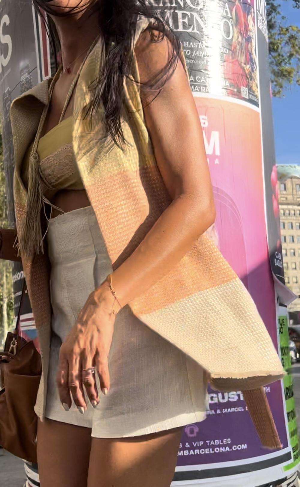 Sleeveless Blazer Shining Shoulders